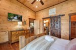 Feather & Fawn Lodge: Entry Level Guest Bedroom